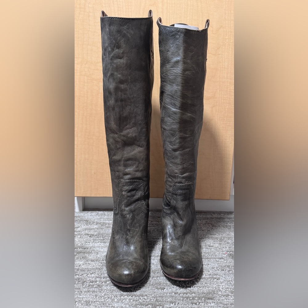 Frye Pull On Corinne Tall Grey Distressed Boots sz 8.5